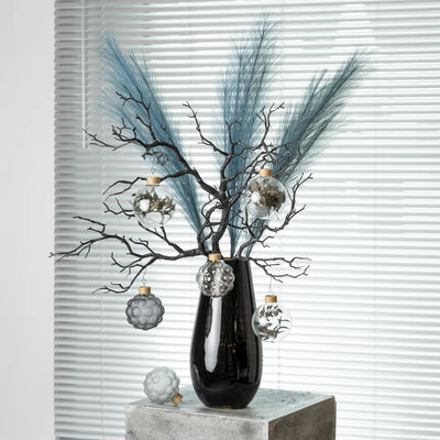 Minimalist Décor Set “Black S” – 6 pcs Compact Set in Luna and Deep Graphite Black
