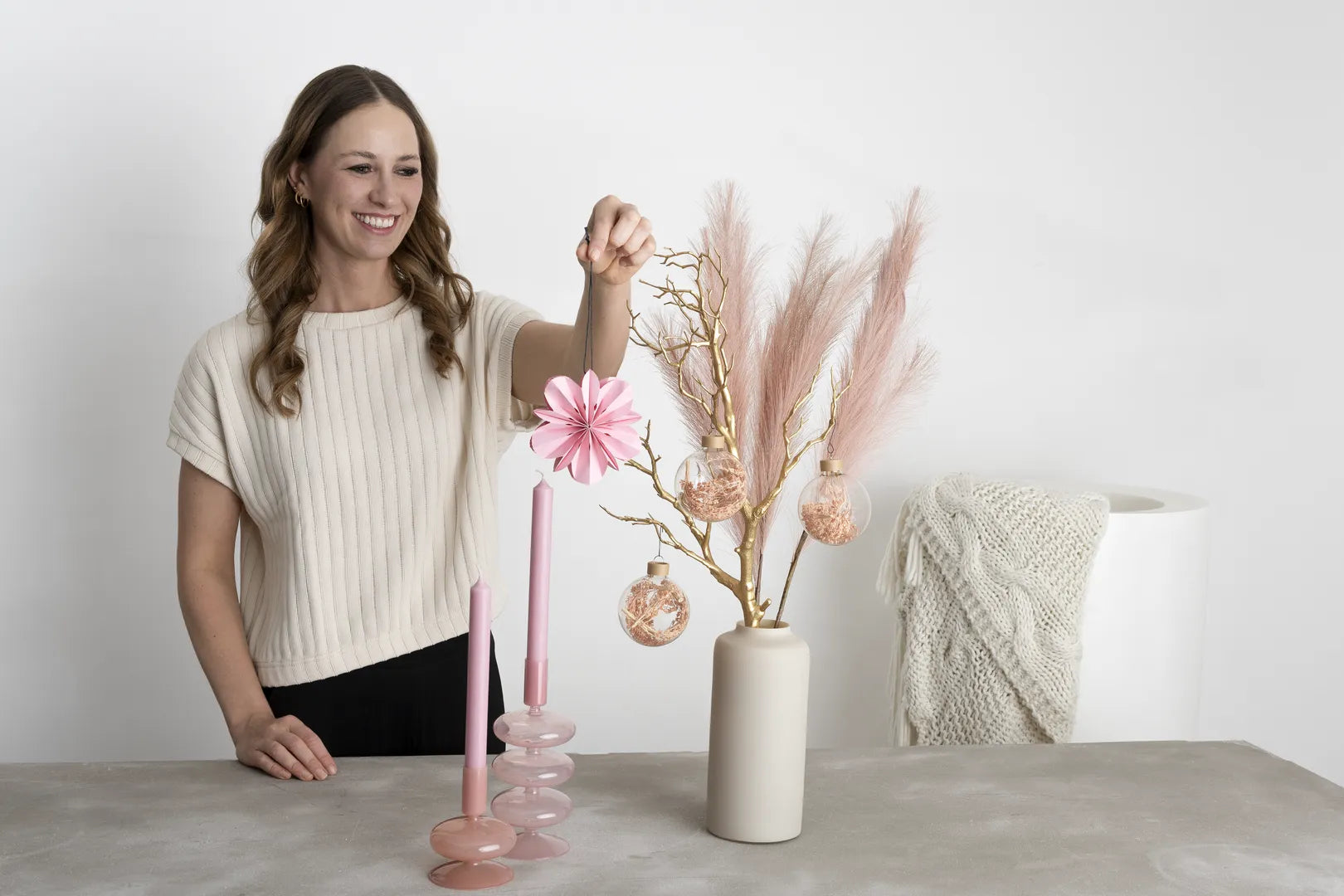 Premium Deko-Bundle „Beige M“ – 9-teiliges Komplett-Set in Soft Pink & Creme (inkl. Gold-Akzenten)